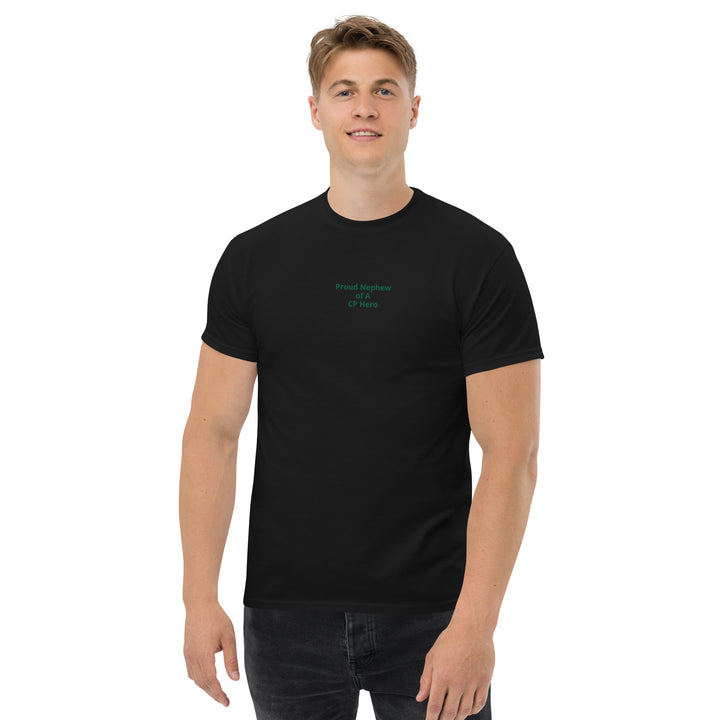 Stolzer Neffe eines klassischen Herren-T-Shirts von CP Hero