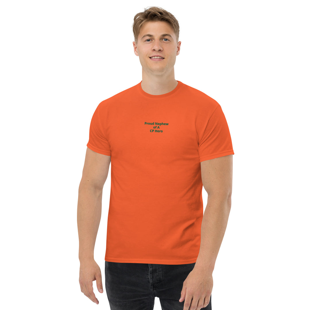 Stolzer Neffe eines klassischen Herren-T-Shirts von CP Hero