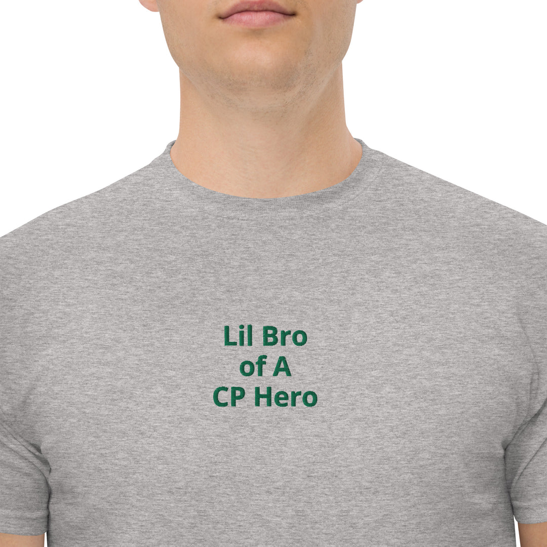 Lil Bro of A CP Hero Klassisches Herren-T-Shirt