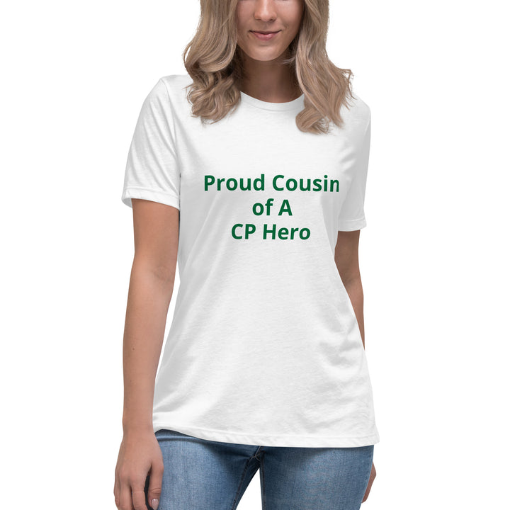 Stolze Cousine eines entspannten Damen-T-Shirts von CP Hero